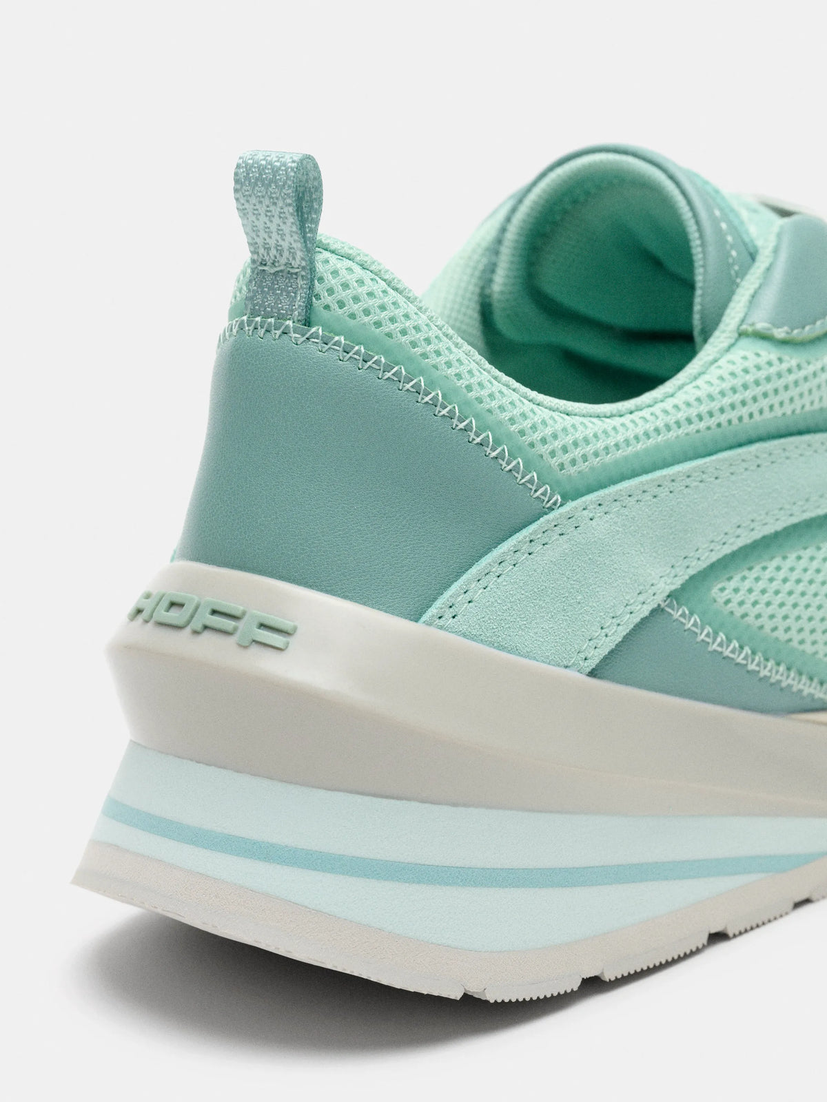 Seven Runner Aquamarine