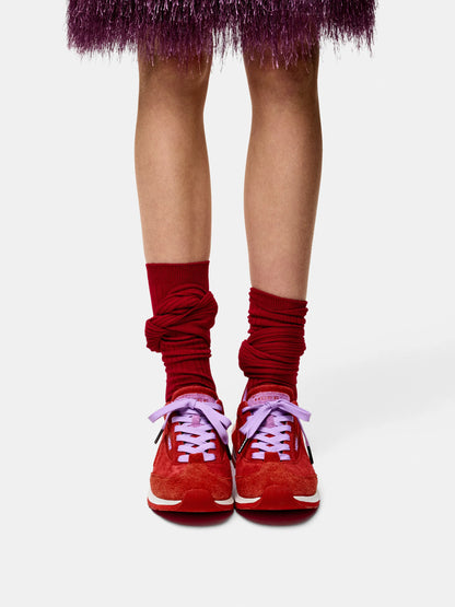 Seven Runner Scarlet